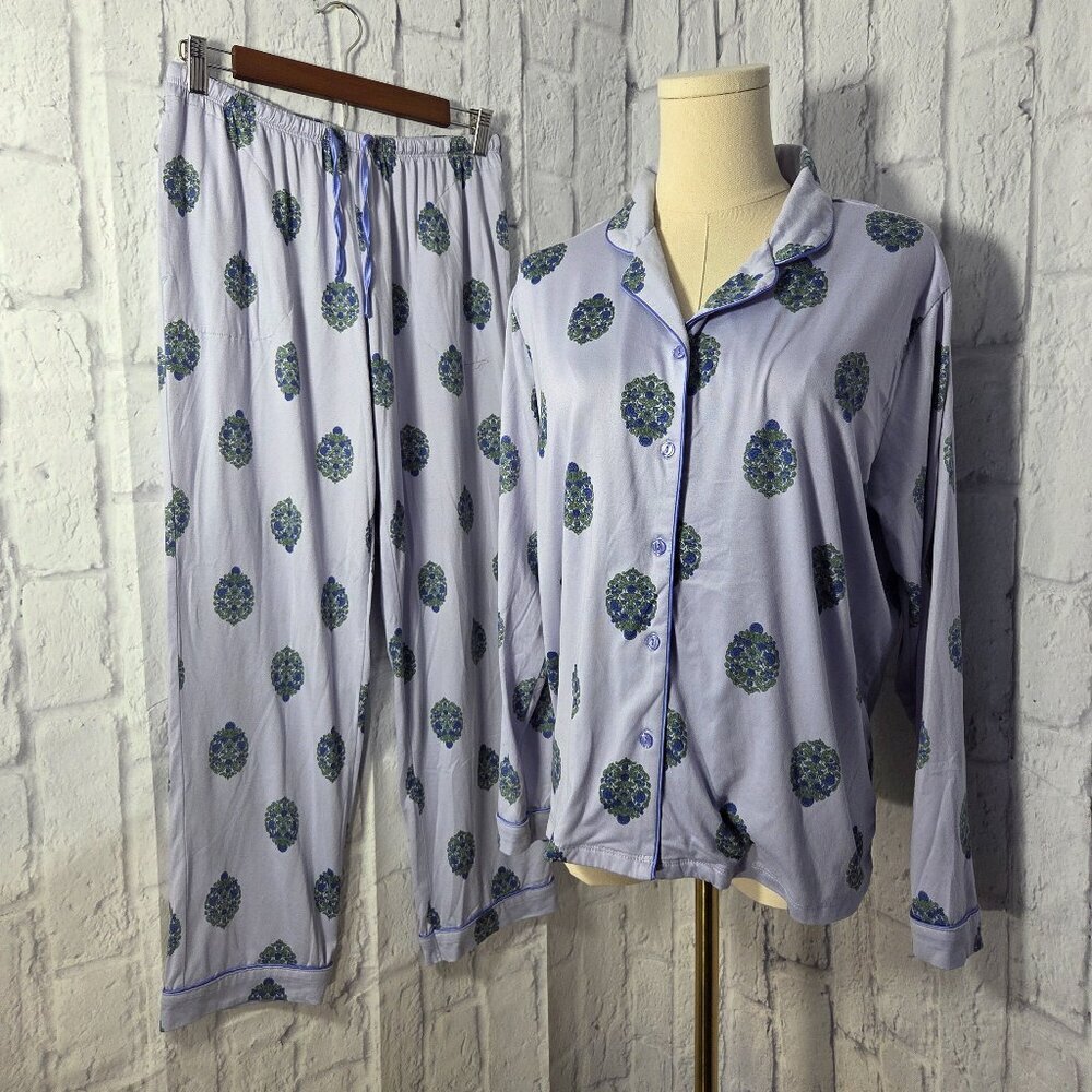 Flora Nikrooz Small Lavender Floral Notch Collar Button Front Spring Pajama Set